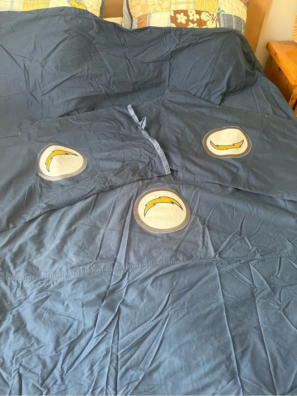 Pottery Barn Teen Navy full/queen NFL Chargers Duvet Cover with 2 Shams